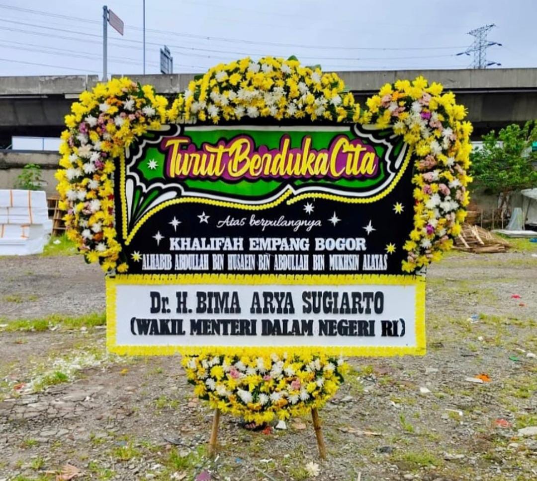 Karangan Bunga 4 Titik Premium